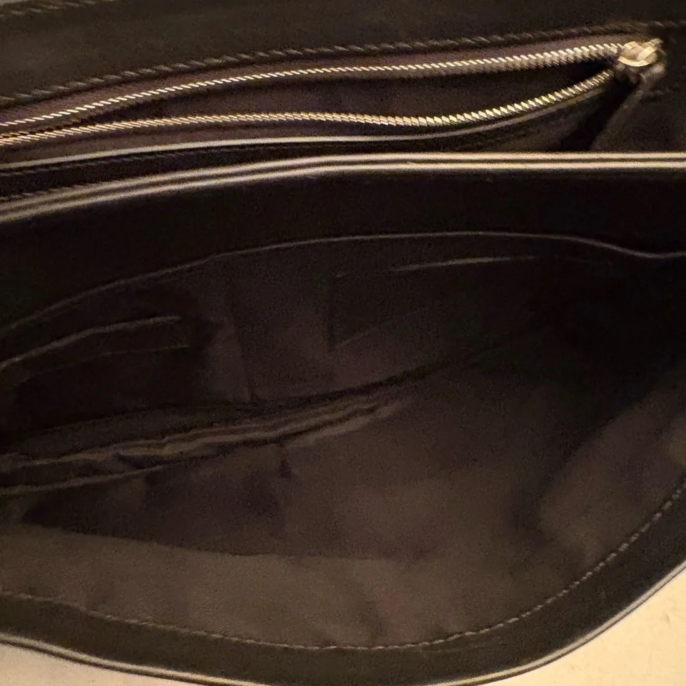 Coach Y2K Black Leather Crossbody Messenger Bag H0769-05238